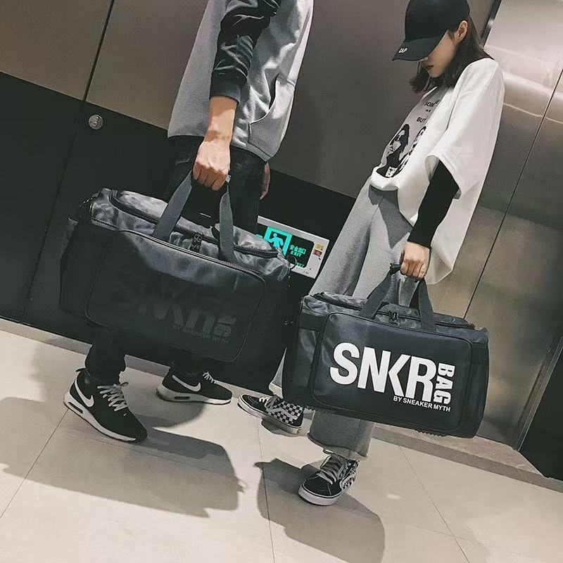 Large Capacity Partition Travel Bag | Detachable Compartment | Water-Resistant Sneaker & Weekend Duffel