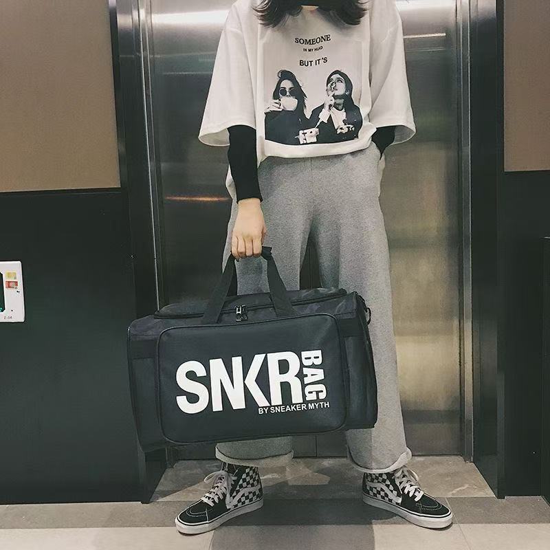 Large Capacity Partition Travel Bag | Detachable Compartment | Water-Resistant Sneaker & Weekend Duffel